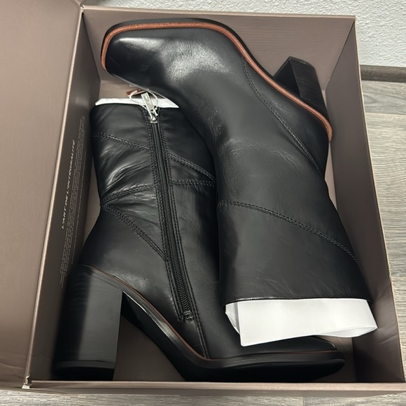 Franco Sarto Stevie (WIDE CALF) In Black Leather - Picture 2 of 12